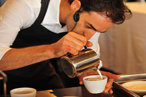 con_latte-art_web 300