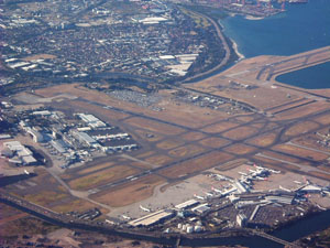 Sydney_Airport_(2004)_By_Air